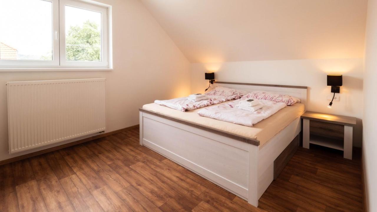 Apartmany Habanska, Cely Dum Pouzdrany Екстер'єр фото